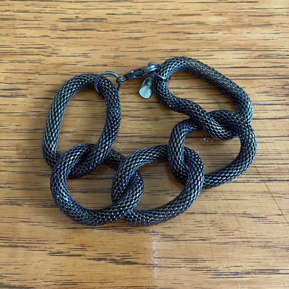 Mesh link chain bracelet.